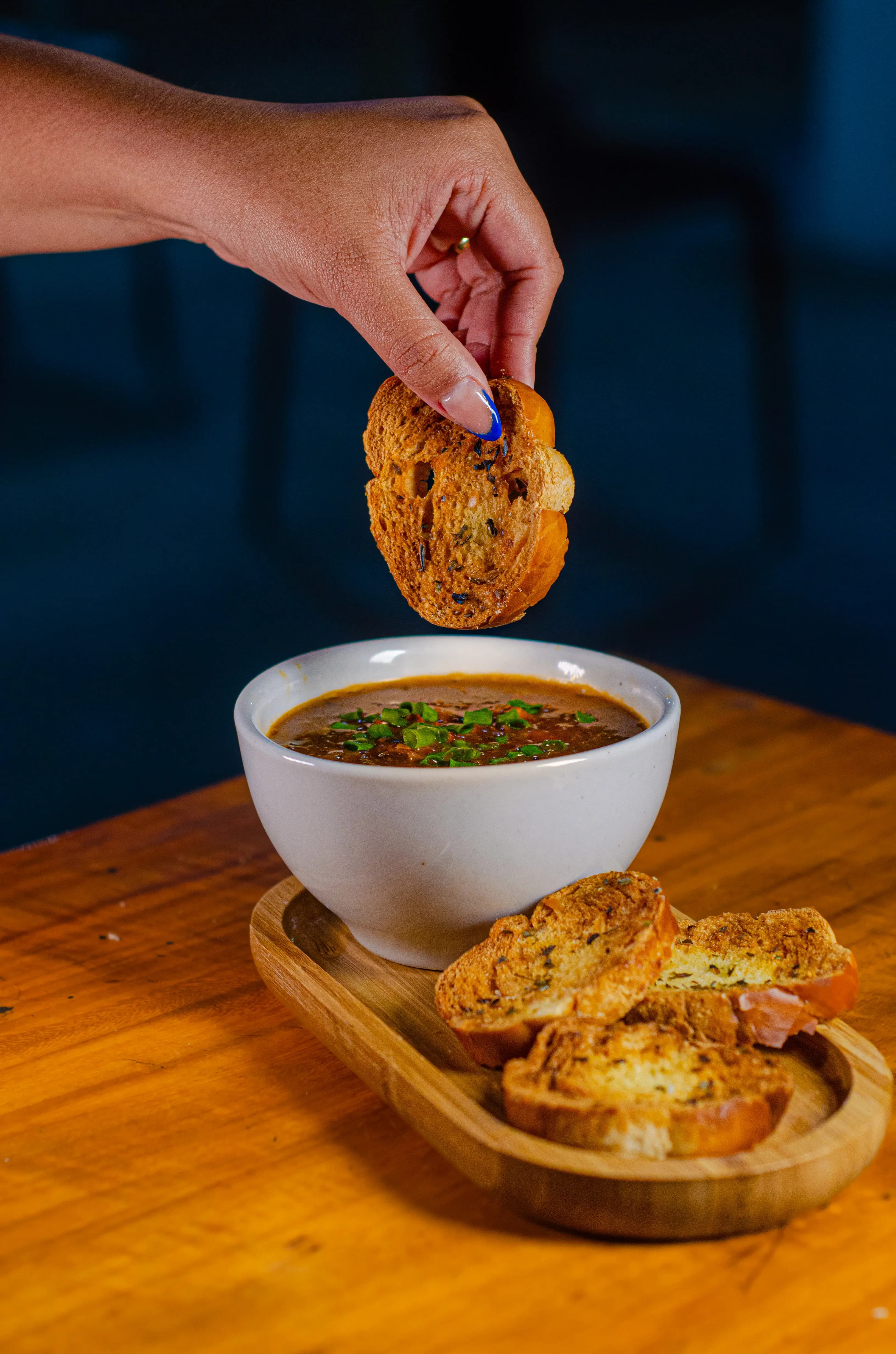 Sopa com Pão na Chapa